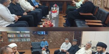 دیدار امام جمعه شهرستان مسجدسلیمان با فرمانده انتظامی<br>به مناسبت گرامیداشت هفته انتظامی